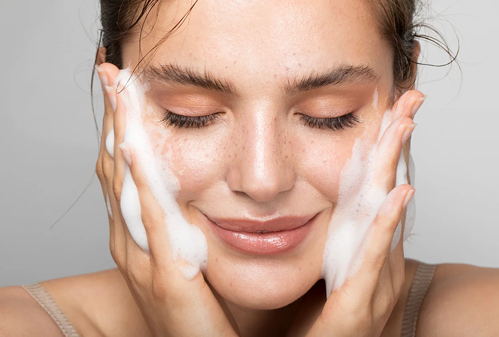 9 Skincare Resolutions for the New Year